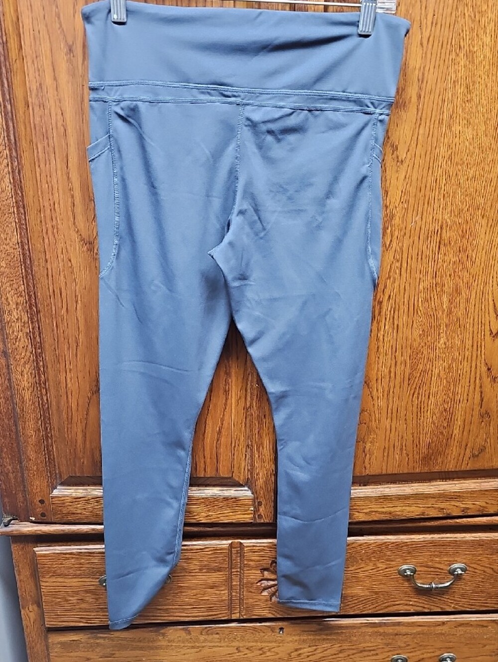 CompressionZ, High-Rise Side-Pocket Leggings in Slate Blue - Picture 3 of 12